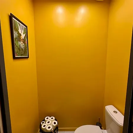 Proche Du Château De Carcassonne ! *